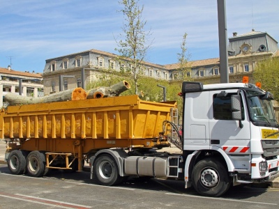 A Contractor’s Guide to Renting a Dumpster for Projects